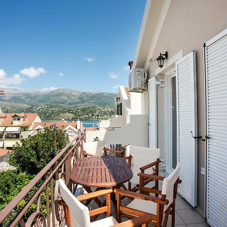 Elena's 5 Argostoli (Kefalonia)