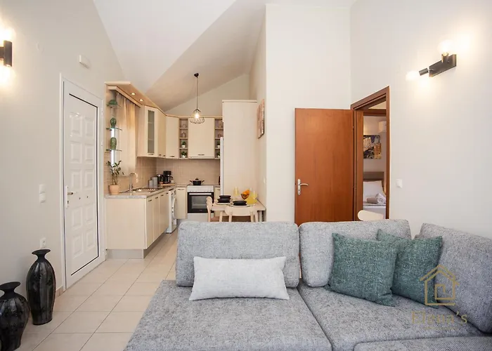 Apartment Elena's 5 *