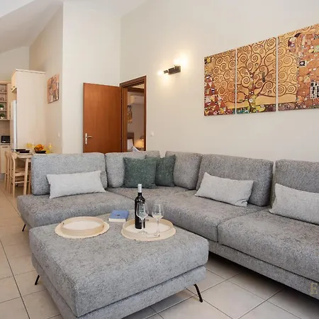 Apartament Elena's 5